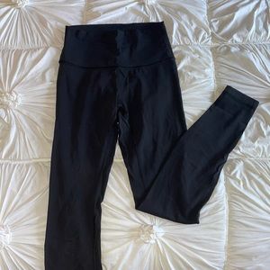 Wunder under lululemon leggings